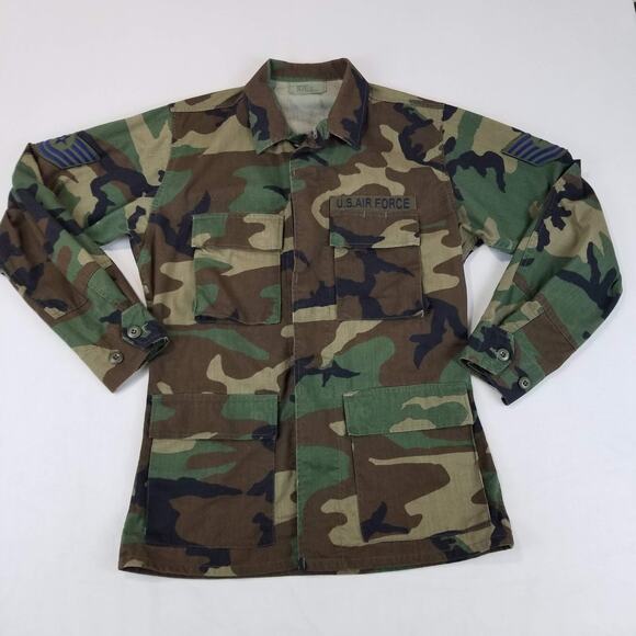 Vintage U.S. Air Force BDU Coat Mens Small Regular Woodland Camo Patches 90s - Picture 2 of 10